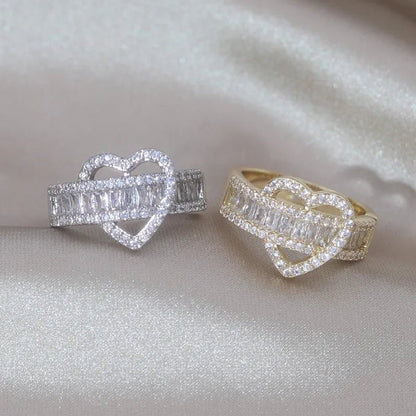 14k Lovers Loop Diamond Heart Ring