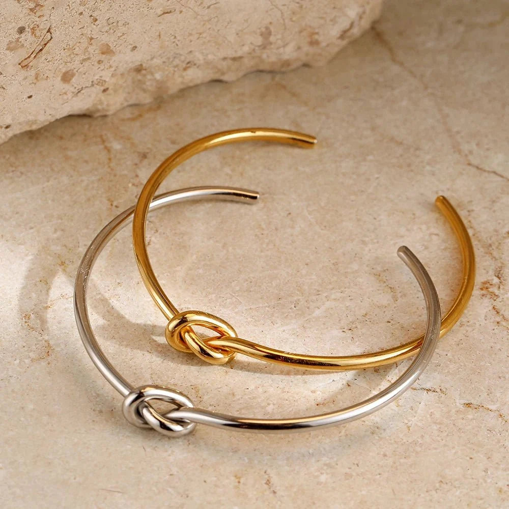Classic Knot Bracelet