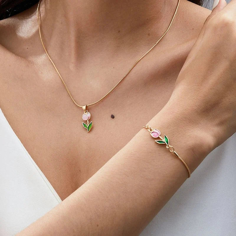 Feminine Floral Tulip Bracelet and Necklace Set