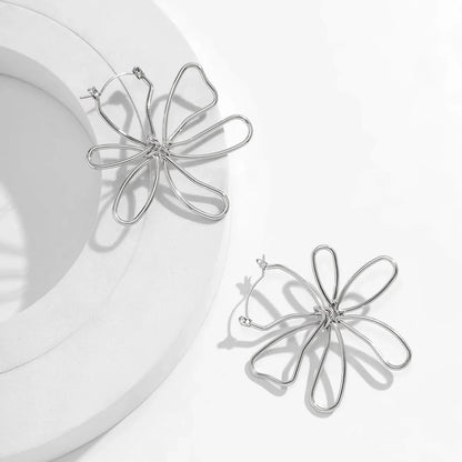 Floral Knot Outline Earrings