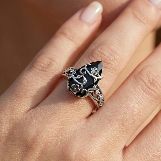 Floral Accented Onyx Ring