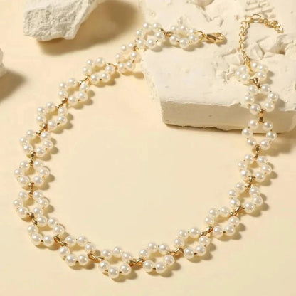 Pearl Floral Daisy Choker Necklace