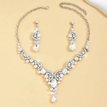 Rounded Diamond Glammer Necklace and Earrings Set