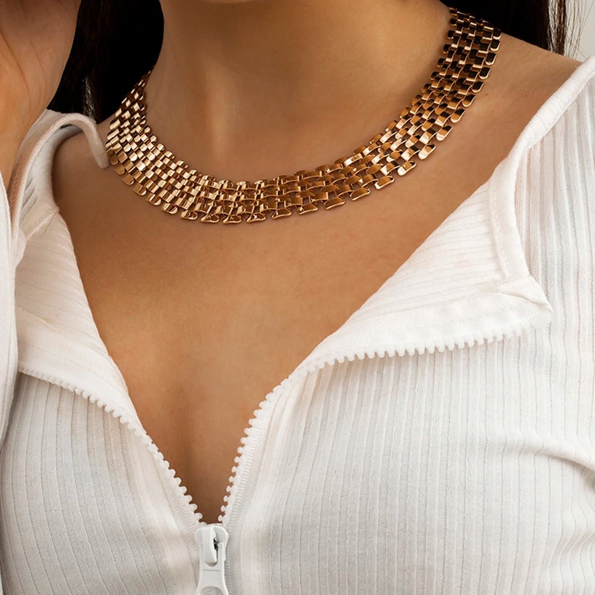 Wide Flow Flat Chain Choker Necklace